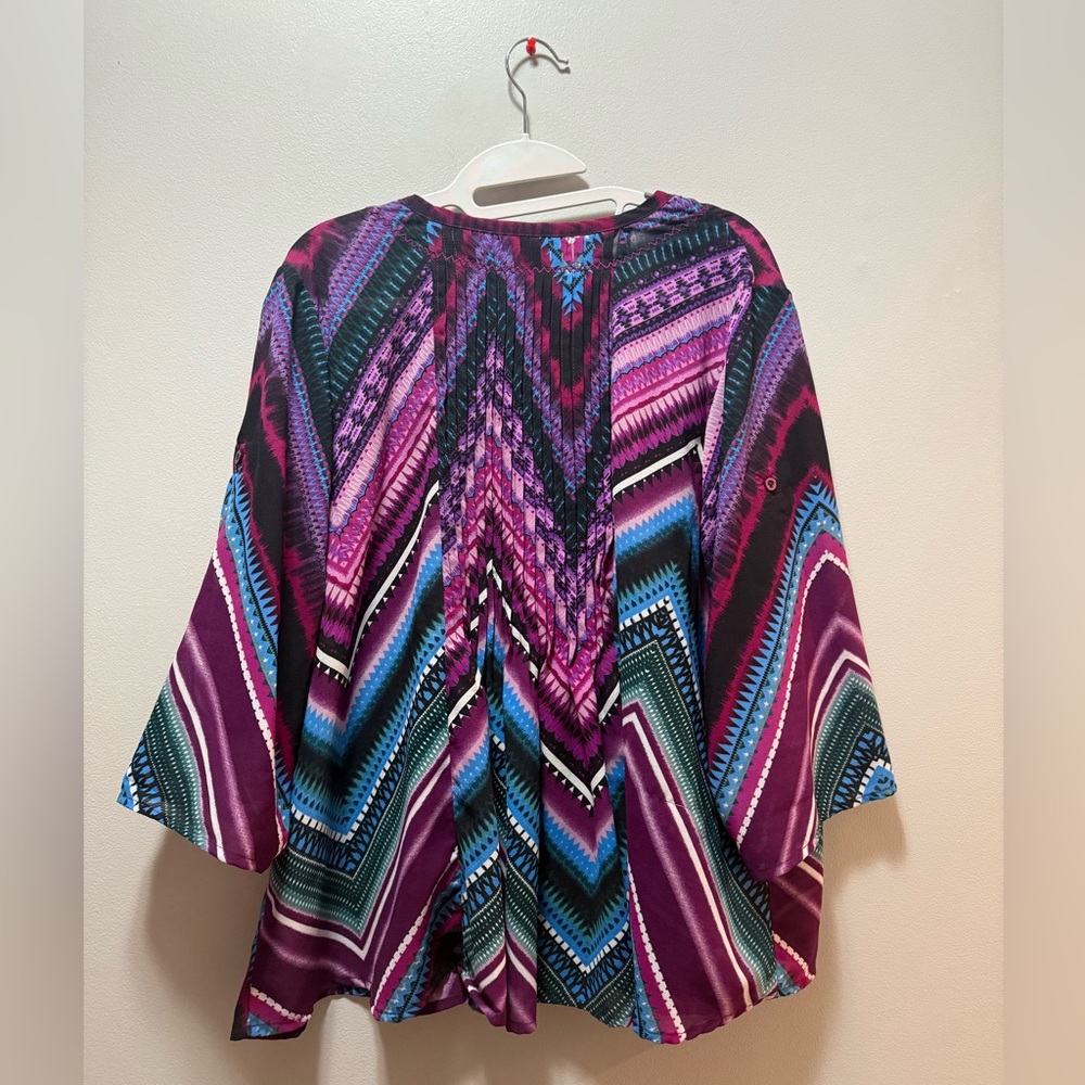 Multicolor Chevron Top - Picture 4 of 4